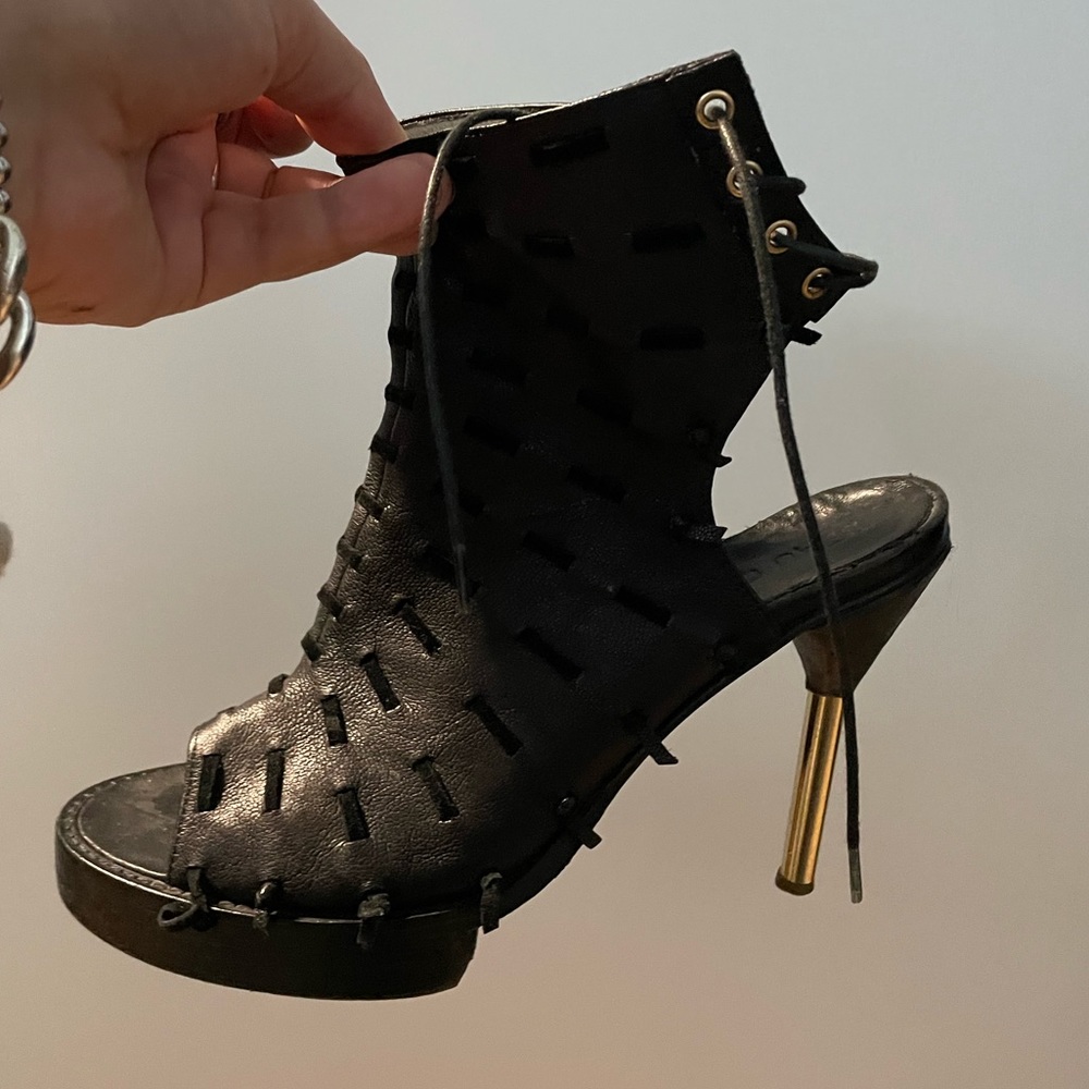 Beau Coops Heels